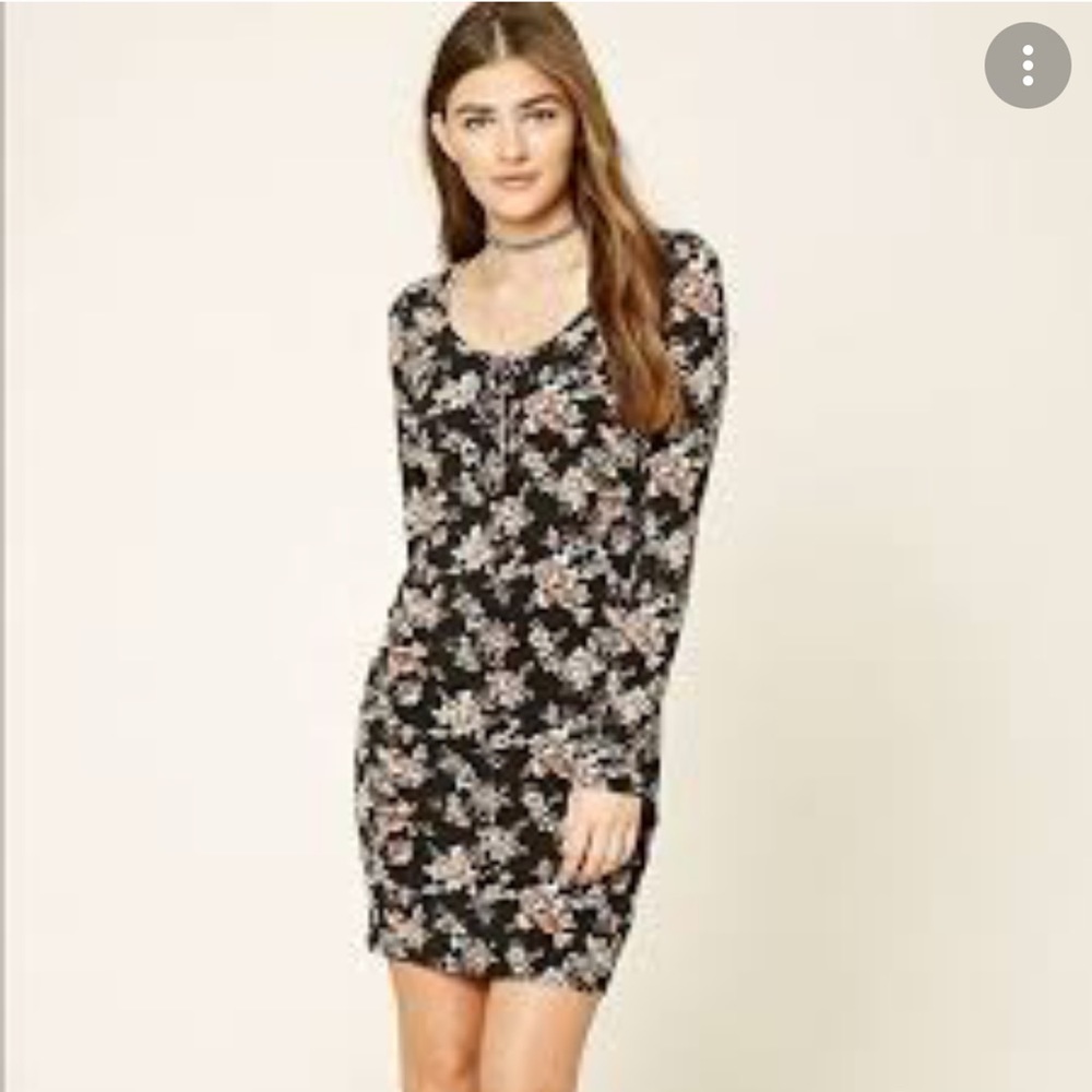 NWT F21 FLORAL BODY-CON LONG SLEEVE DRESS